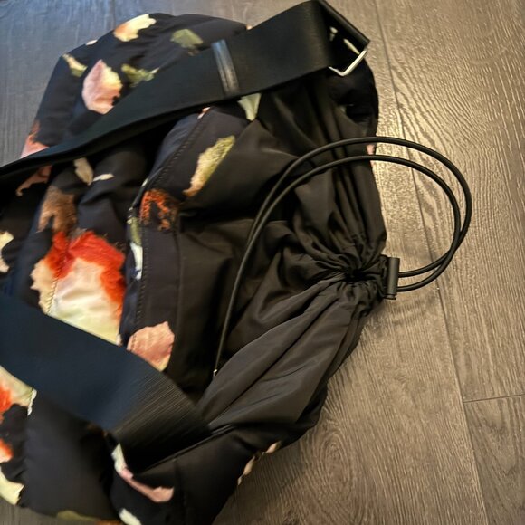 TED BAKER LONDON  Gianara Forager Puffer Nylon Drawstring Tote Bag Black Multi - Picture 6 of 12